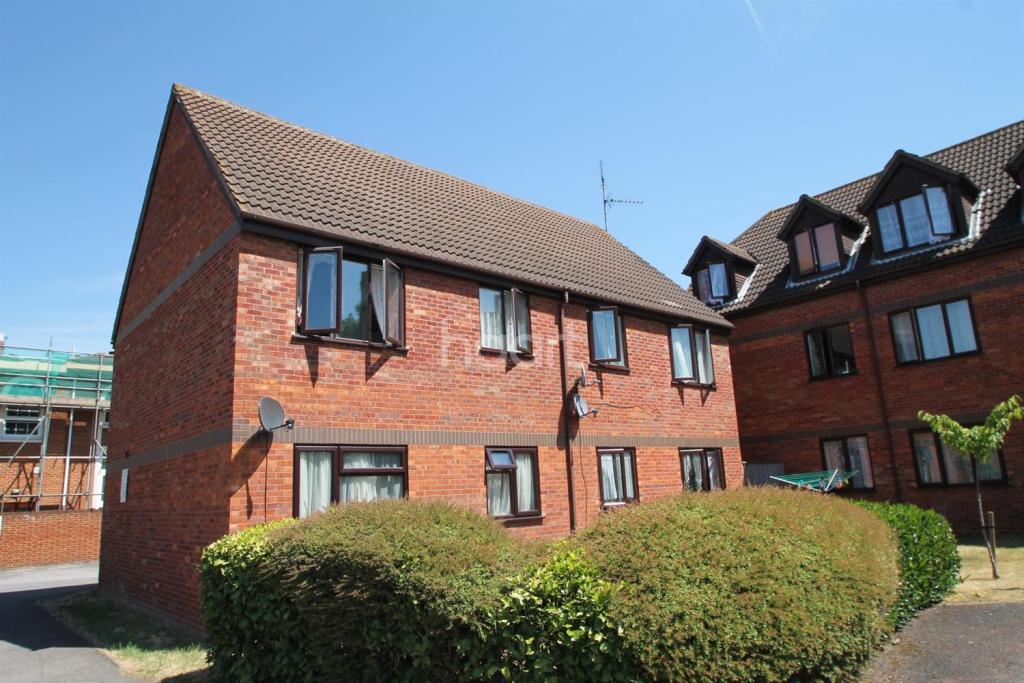 Portsmouth Court, Slough